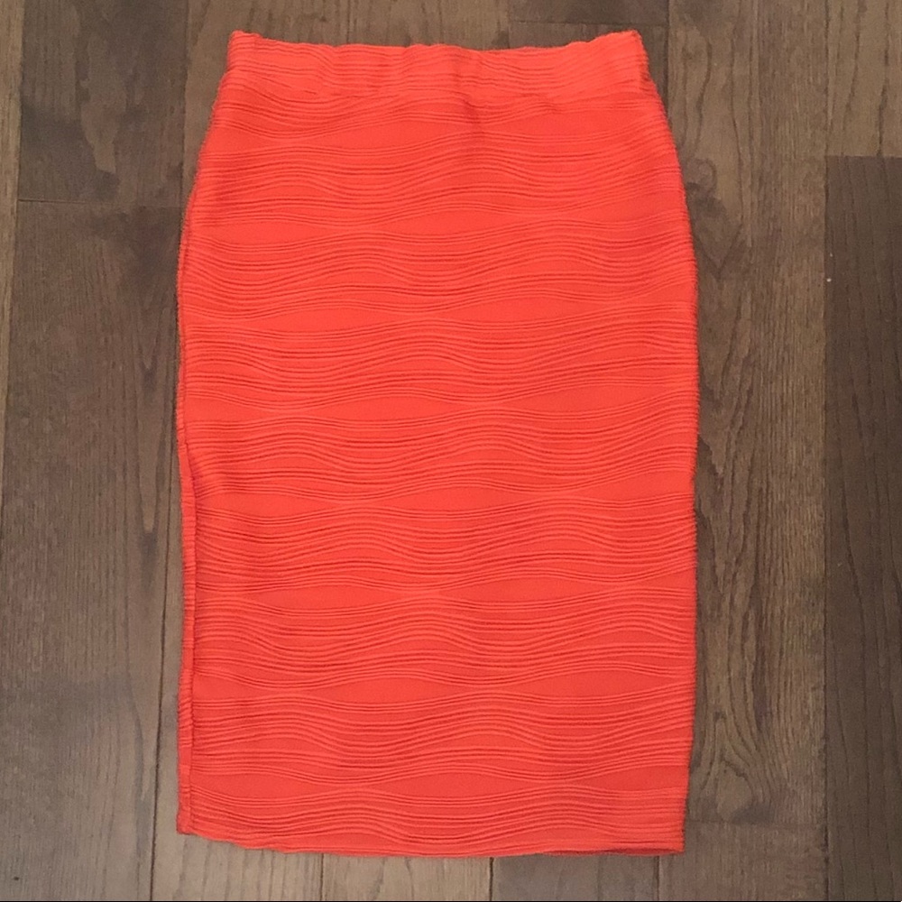 High waisted Midi Body Con Skirt Size L